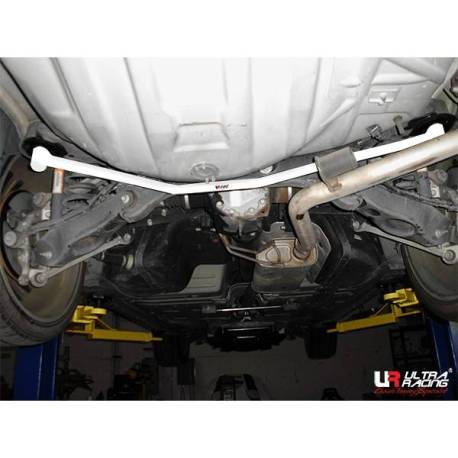 Barre inférieure arrière UR Chrysler 300C V6/V8 05-15
