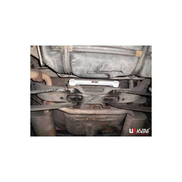 Barre inférieure arrière UR Hyundai Coupe 96-99