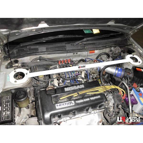 Barre compartiment moteur UR Nissan Primera 95-02 P11