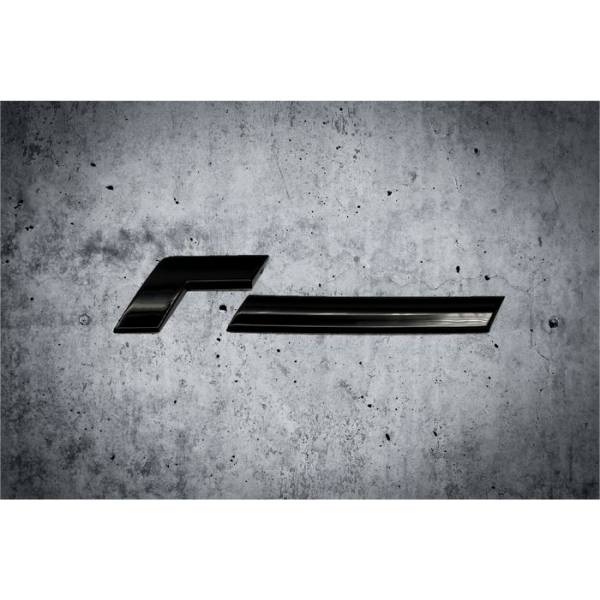 Badges de coffre Racingline Noir ou Chrome, au choix.