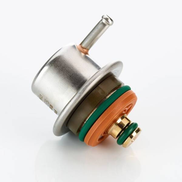 4 bars fuel pressure regulator for VAG 1.8t