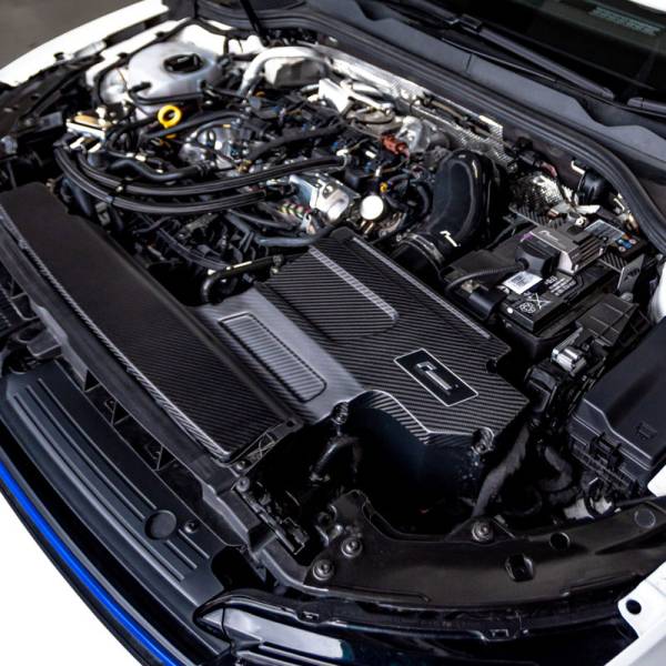 Kit de Admisión Directa RacingLine para 1.8/2.0 TSI EA888 Gen 3 y Gen 4 - Cubierta de Carbono - Filtro de Algodón