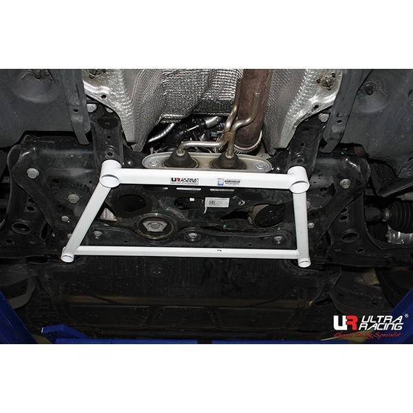 Lower bar before UR VW Golf 7 2.0TDI