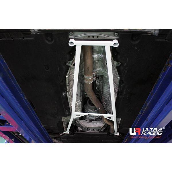 Barra inferior central chasis UR Audi A6 C7 11+