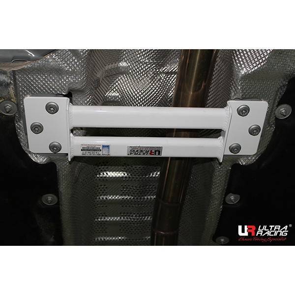 Barre inférieure milieu châssis UR BMW Série 3 F30 320 11+