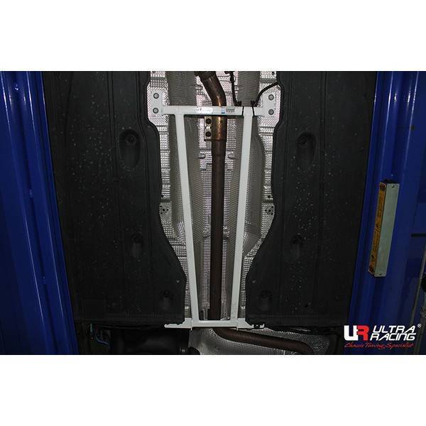 Barra inferiore centrale telaio UR VW Golf 7 2.0TDI