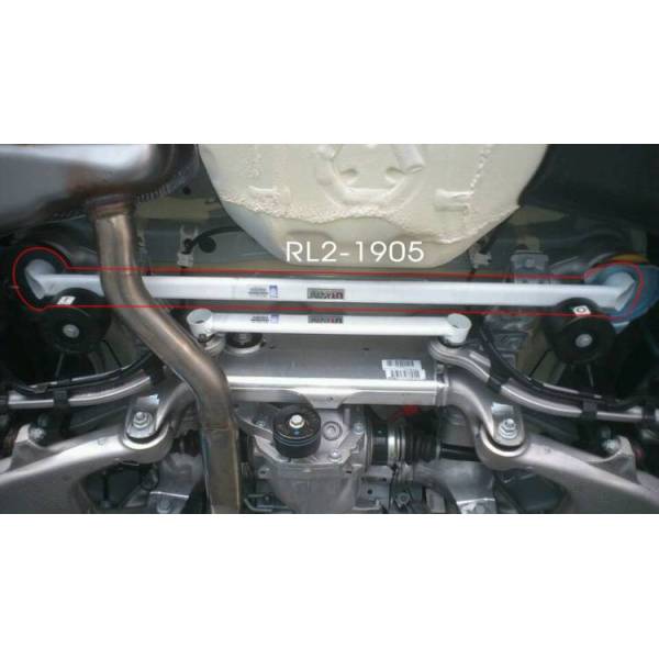 Barre inférieure arrière UR BMW 520i 10+ F10/F18