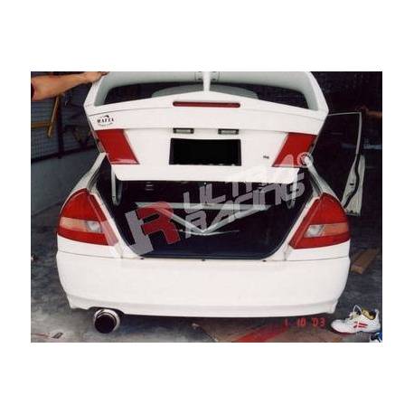 Barre intérieur coffre UR Mitsubishi Lancer 96-99