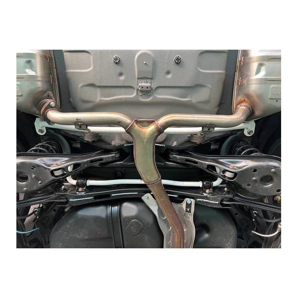 Rear lower bar UR Honda Civic 15-17 FC 1.5T/1.8