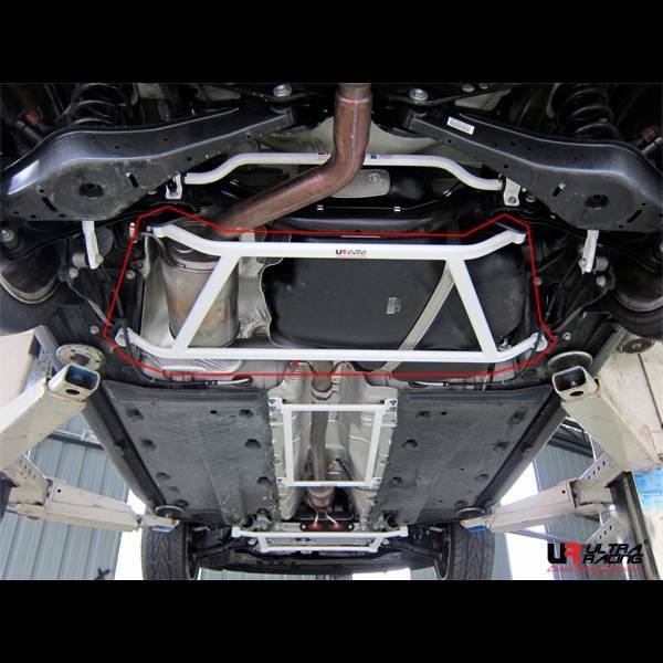 Rear lower bar UR VW Golf 6 2.0 12+