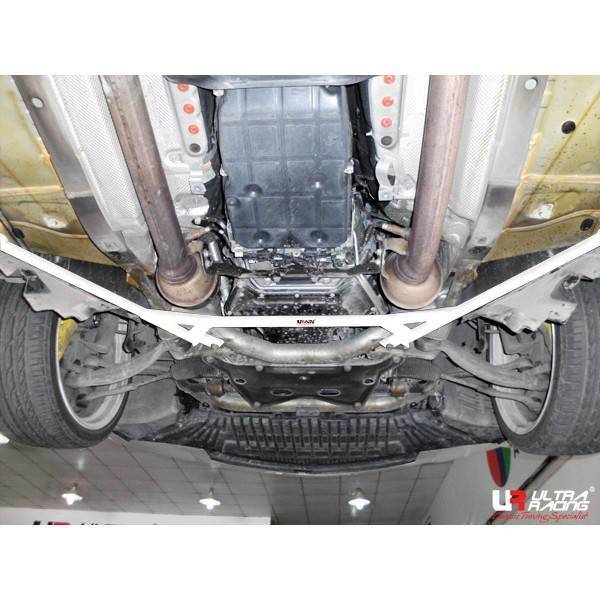 Lower bar before UR Mercedes C/AMG class 07+ W204