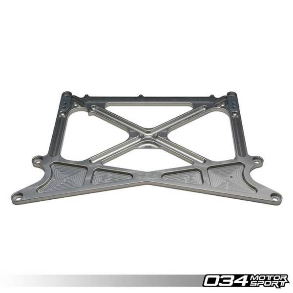 X-Brace de Aluminio Billet 034Motorsport para Audi B8/B8.5 y Porsche Macan
